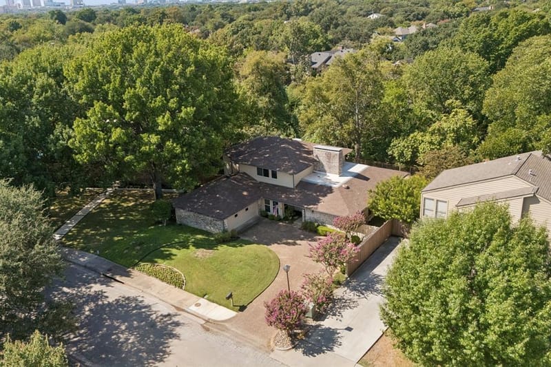 6720 Robin Willow Court, Dallas TX 75248 - Photo 30
