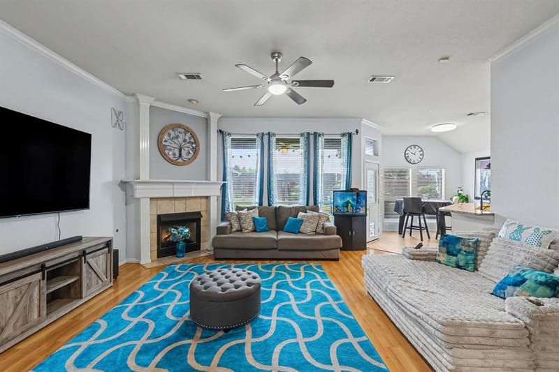 7925 Peregrine Trail, Arlington TX 76001 - Photo 11