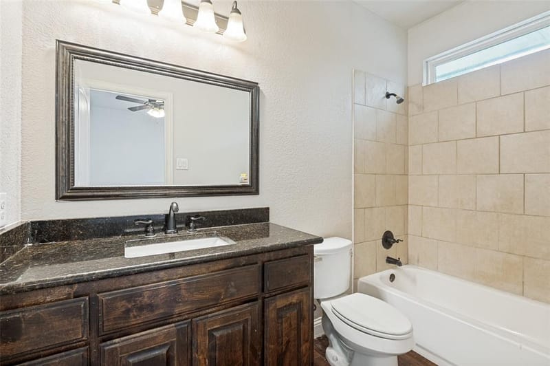 207 Ennis Street, Waxahachie TX 75165 - Photo 16