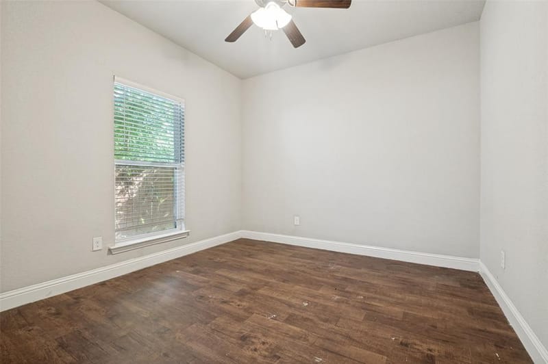 207 Ennis Street, Waxahachie TX 75165 - Photo 12