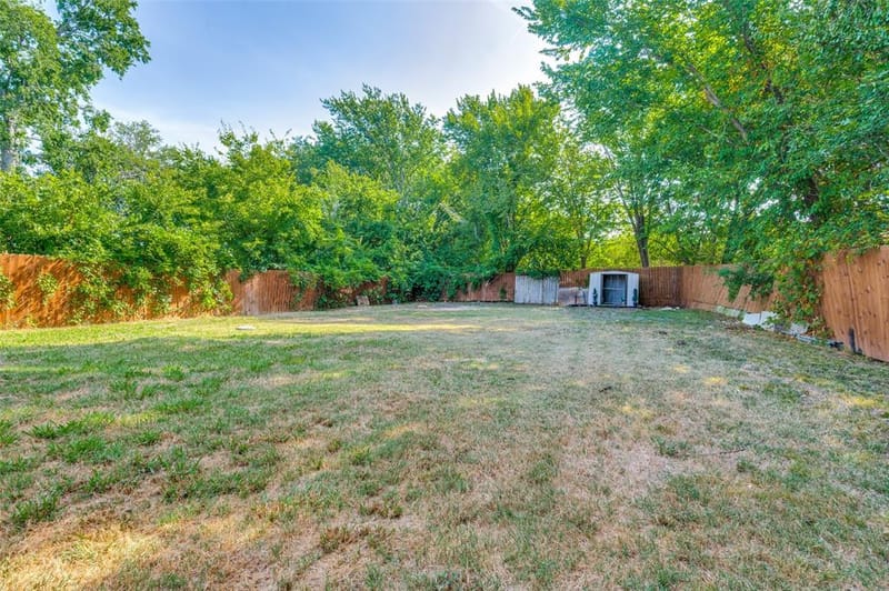 207 Ennis Street, Waxahachie TX 75165 - Photo 22