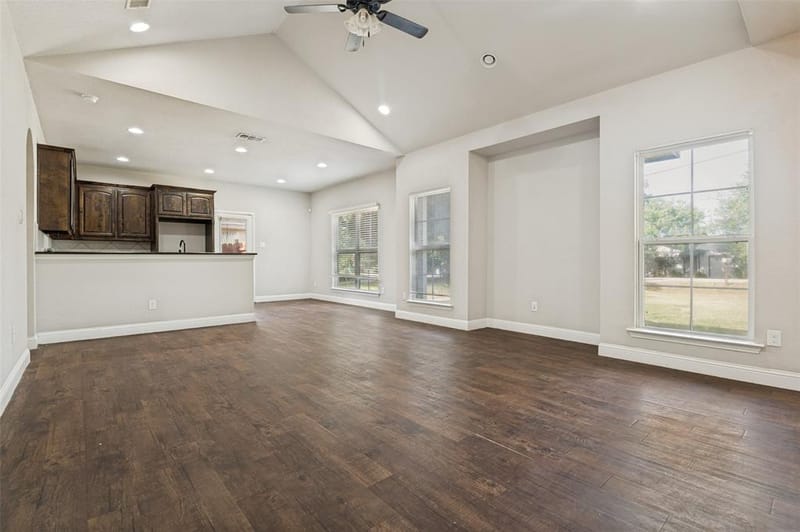 207 Ennis Street, Waxahachie TX 75165 - Photo 7