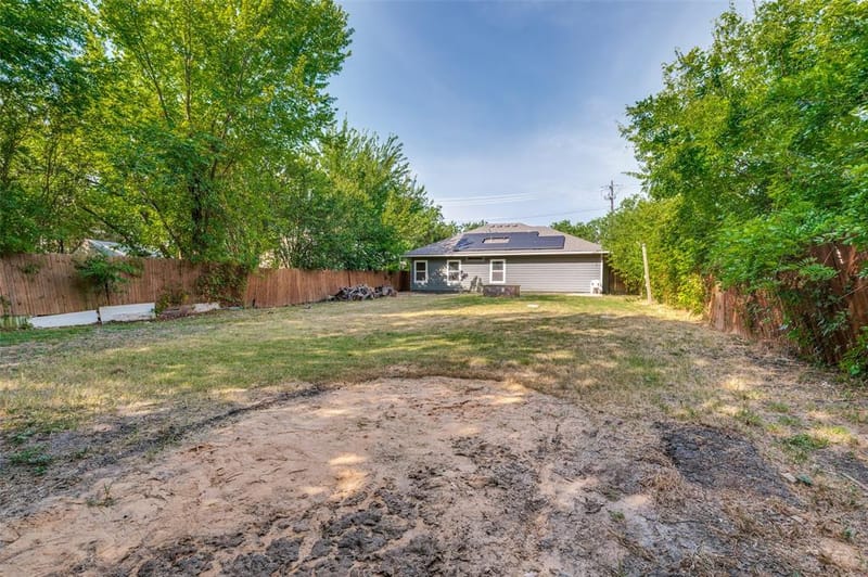 207 Ennis Street, Waxahachie TX 75165 - Photo 21