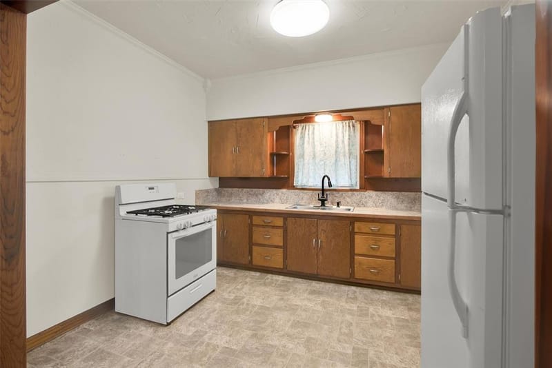 1720 S Fannin Avenue, Denison TX 75020 - Photo 12