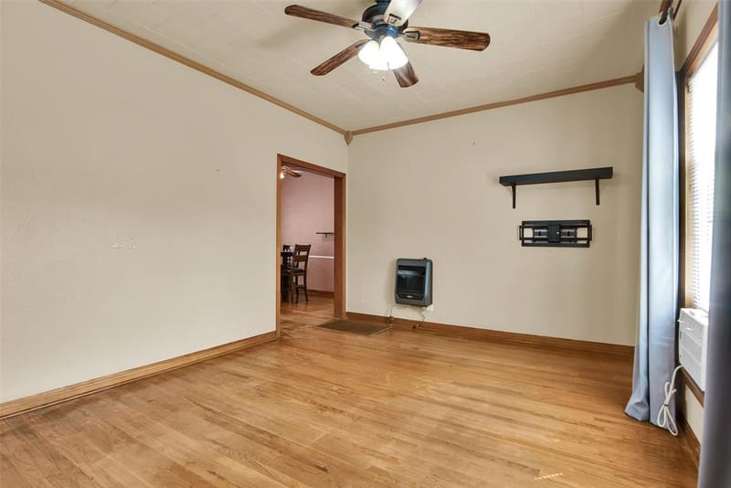 1720 S Fannin Avenue, Denison TX 75020 - Photo 9