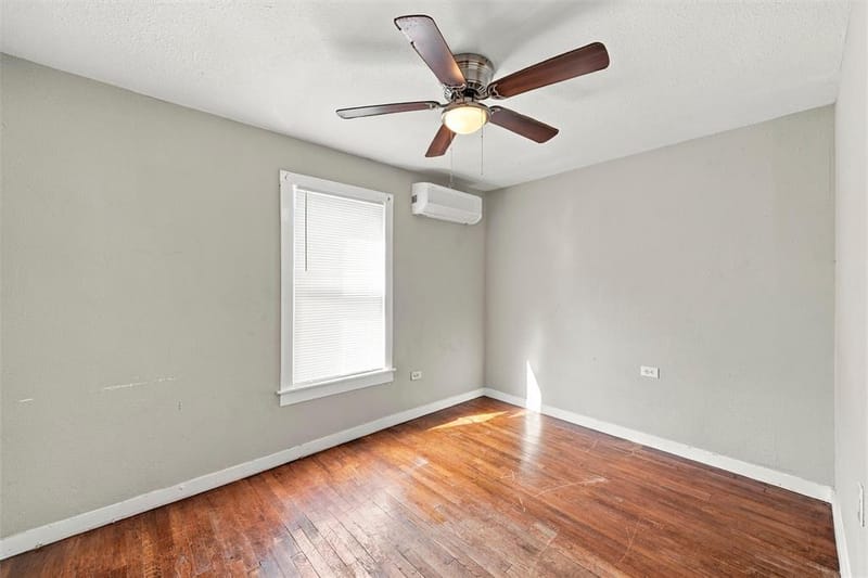 1001 Preston Street, Waco TX 76704 - Photo 7