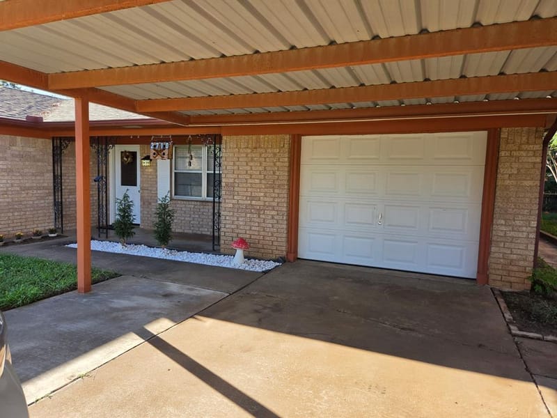 2710 W Walker Street, Denison TX 75020 - Photo 23