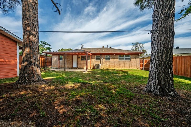 2710 W Walker Street, Denison TX 75020 - Photo 32