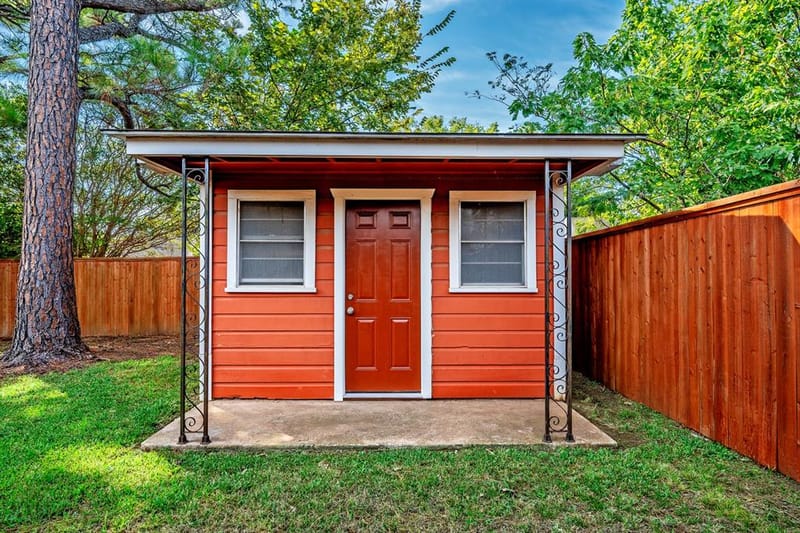 2710 W Walker Street, Denison TX 75020 - Photo 28