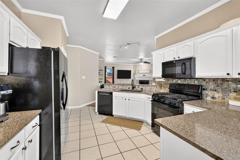 9928 Tanglebrush Drive, McKinney TX 75072 - Photo 14