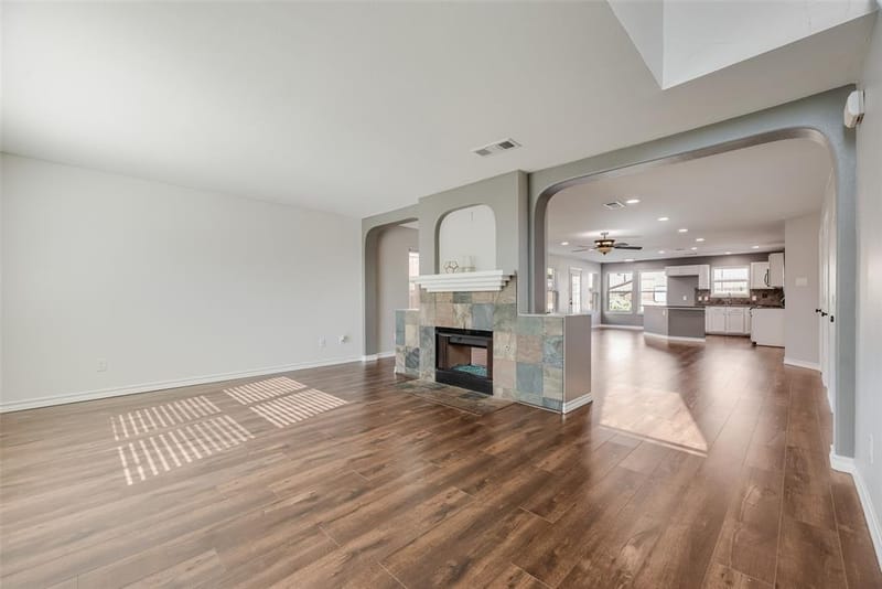 905 Elizabeth Drive, Lewisville TX 75067 - Photo 7