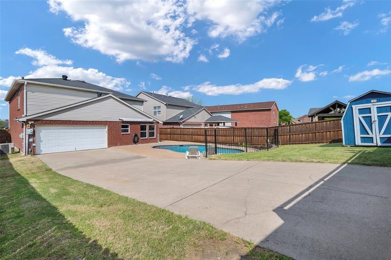 905 Elizabeth Drive, Lewisville TX 75067 - Photo 32
