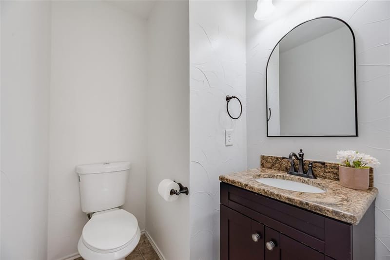 905 Elizabeth Drive, Lewisville TX 75067 - Photo 31