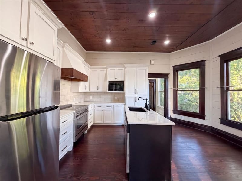 712 S Crockett Street, Sherman TX 75090 - Photo 2