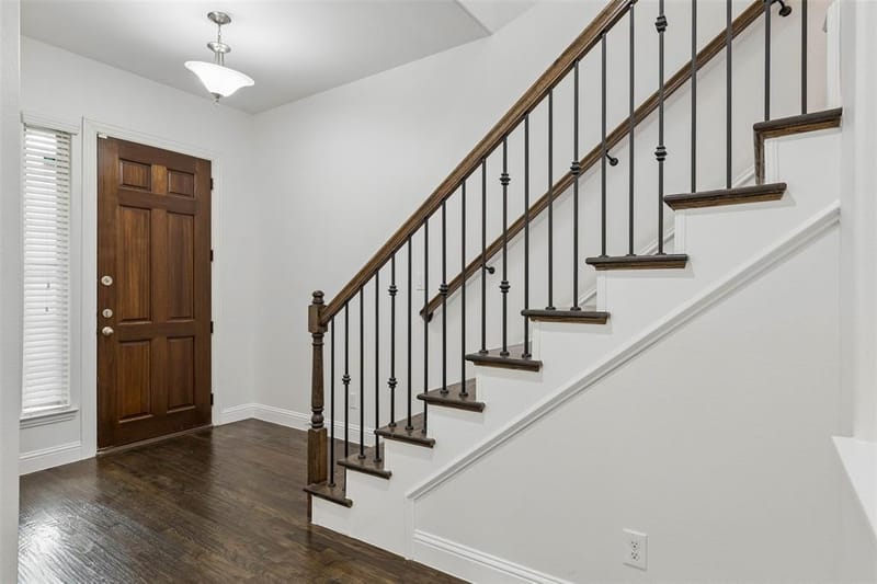 833 Rohan Drive, Richardson TX 75081 - Photo 3