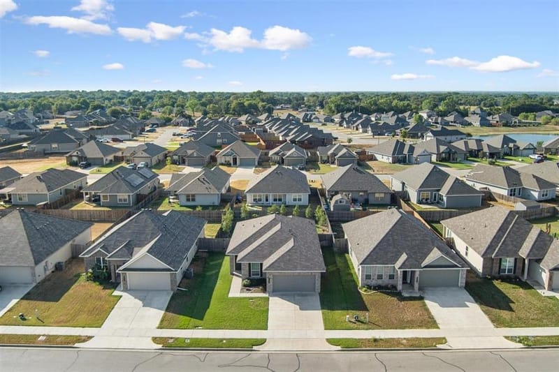 4029 Centerfire Road, Waco TX 76705 - Photo 2