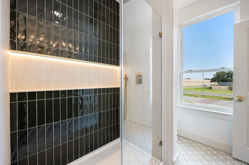 1643 Faye Street, Dallas TX 75215 - Photo 20