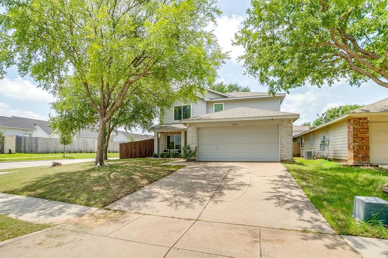 2201 Northway, Denton TX 76207 - Photo 3