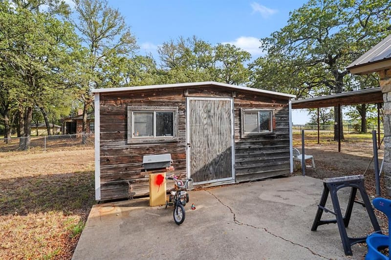 6413 County Road 803, Burleson TX 76028 - Photo 32