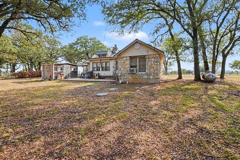 6413 County Road 803, Burleson TX 76028 - Photo 31