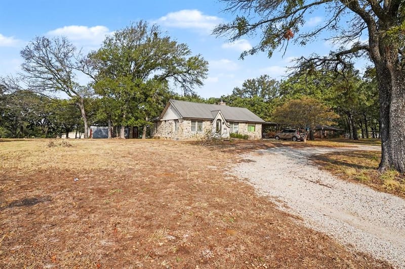 6413 County Road 803, Burleson TX 76028 - Photo 8