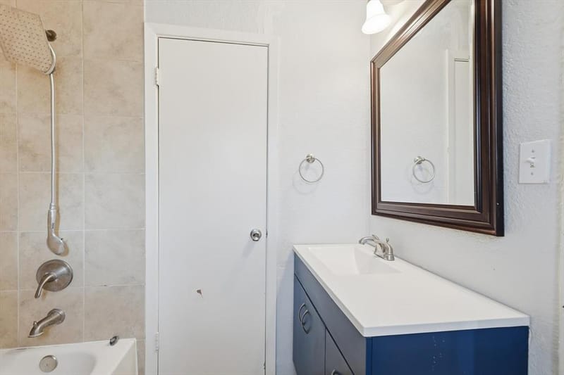 828 Highland Village Road, Highland Village TX 75077 - Photo 26