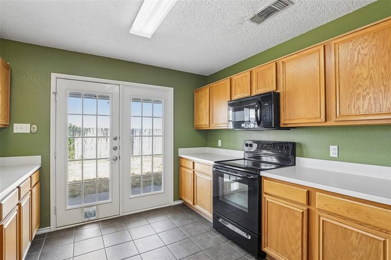 5558 Heatherglen Terrace, Fort Worth TX 76179 - Photo 8