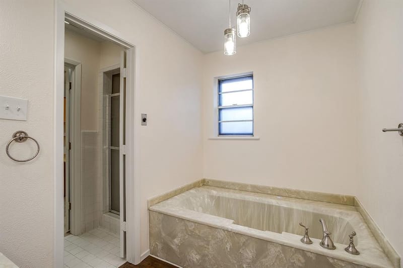 1500 Cienegas Circle, Fort Worth TX 76112 - Photo 34