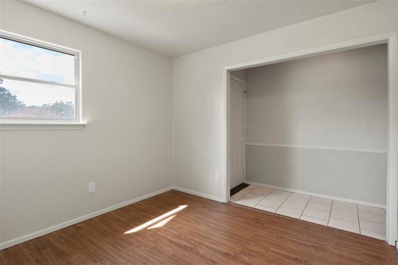 2523 Avonhill Drive, Arlington TX 76015 - Photo 18