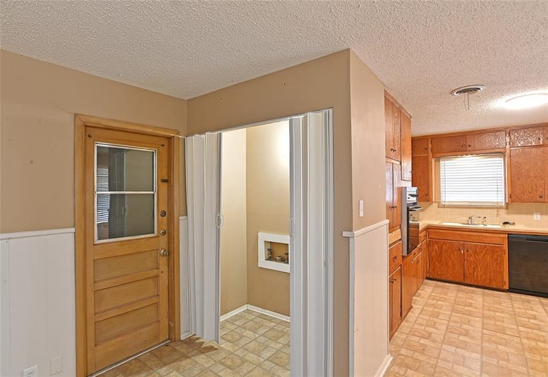 3208 Avon Drive, Denton TX 76209 - Photo 12