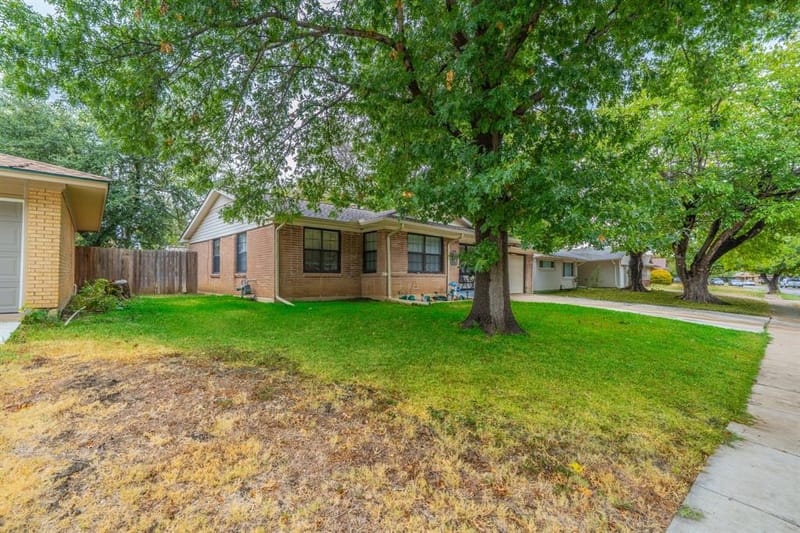 1938 Balla Way, Grand Prairie TX 75051 - Photo 12