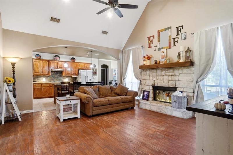 108 Wooley Court, Weatherford TX 76085 - Photo 10