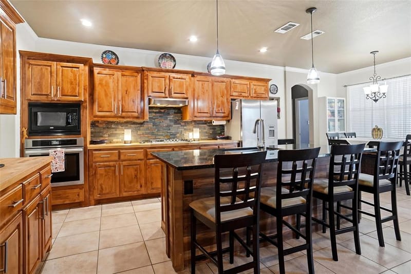 108 Wooley Court, Weatherford TX 76085 - Photo 11