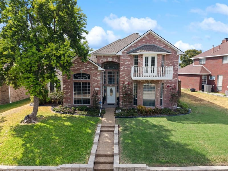 4609 Scenic Drive, Rowlett TX 75088 - Photo 2