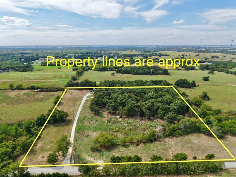 711 County Road 162, Gainesville TX 76240