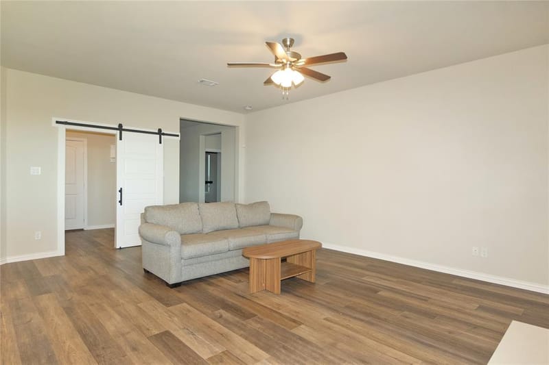 616 Juneau Street, Gainesville TX 76240 - Photo 13