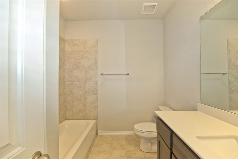 616 Juneau Street, Gainesville TX 76240 - Photo 17