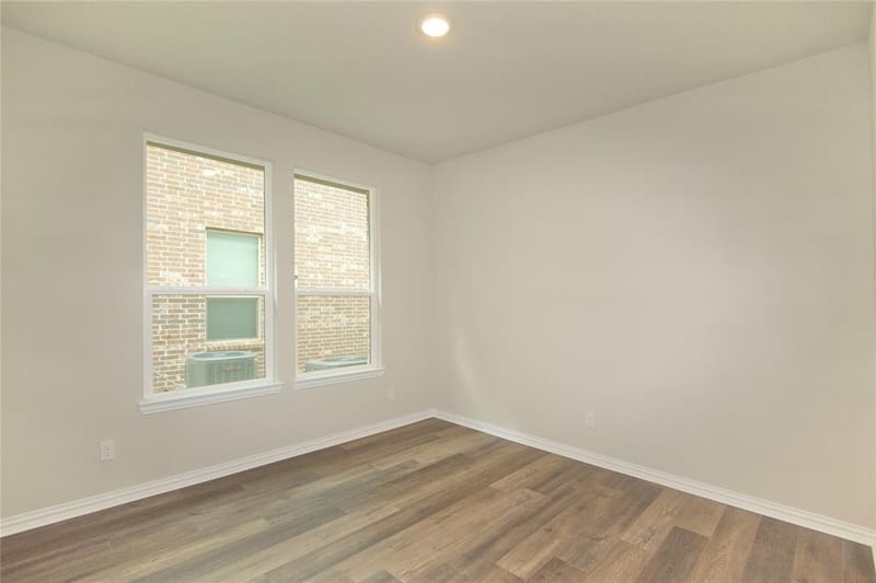 616 Juneau Street, Gainesville TX 76240 - Photo 14