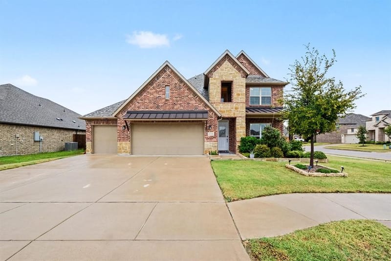 2116 Liriope Lane, Waxahachie TX 75165