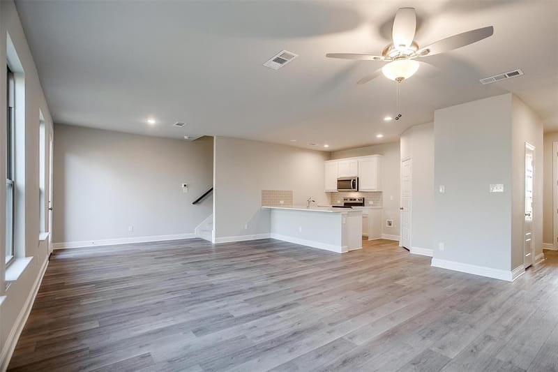 802 Homeplace Circle, Mansfield TX 76063 - Photo 9