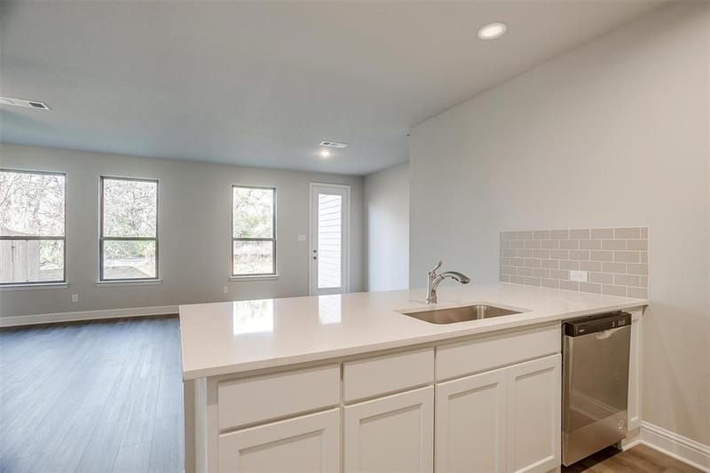 802 Homeplace Circle, Mansfield TX 76063 - Photo 15