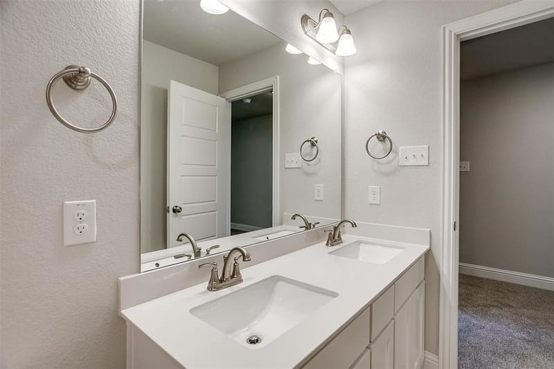 802 Homeplace Circle, Mansfield TX 76063 - Photo 29