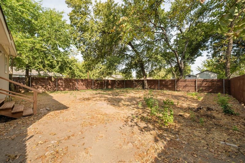2803 Valentine Street, Dallas TX 75215 - Photo 23