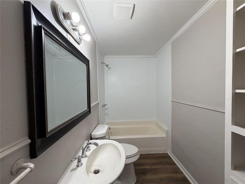 811 N Grant Drive, Sherman TX 75092 - Photo 9
