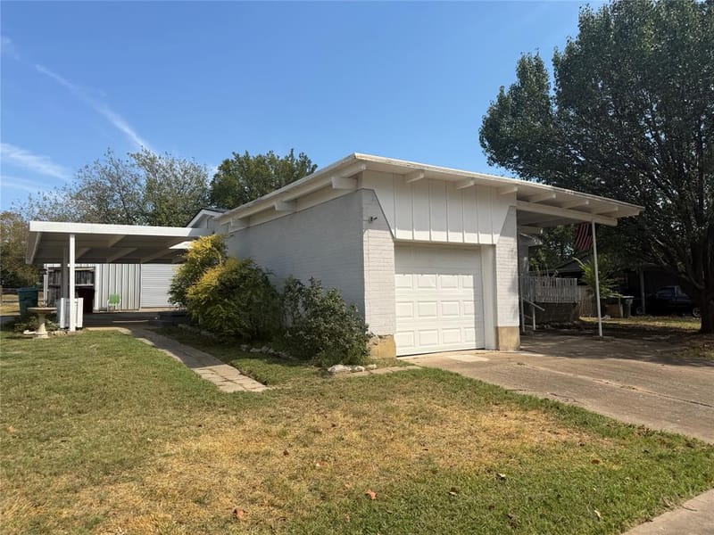 811 N Grant Drive, Sherman TX 75092 - Photo 11