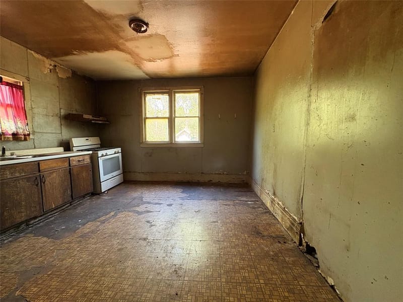 808 W 11th Avenue, Corsicana TX 75110 - Photo 22