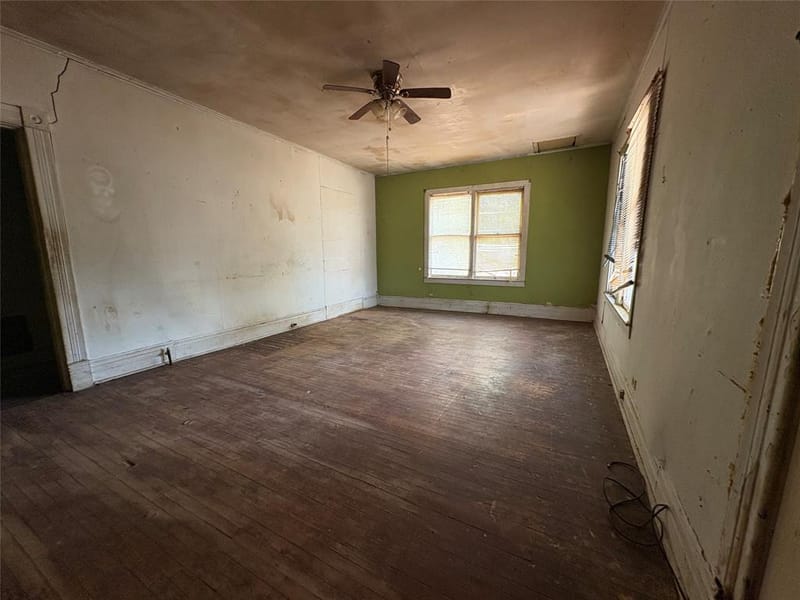 808 W 11th Avenue, Corsicana TX 75110 - Photo 15