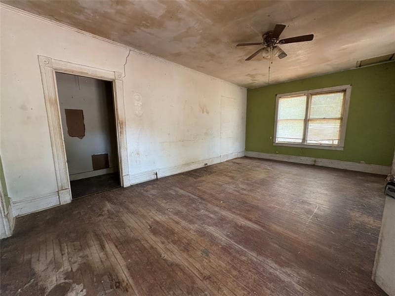 808 W 11th Avenue, Corsicana TX 75110 - Photo 40