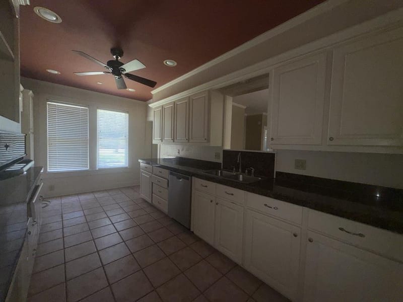 1820 Maplewood Avenue, Corsicana TX 75110 - Photo 16