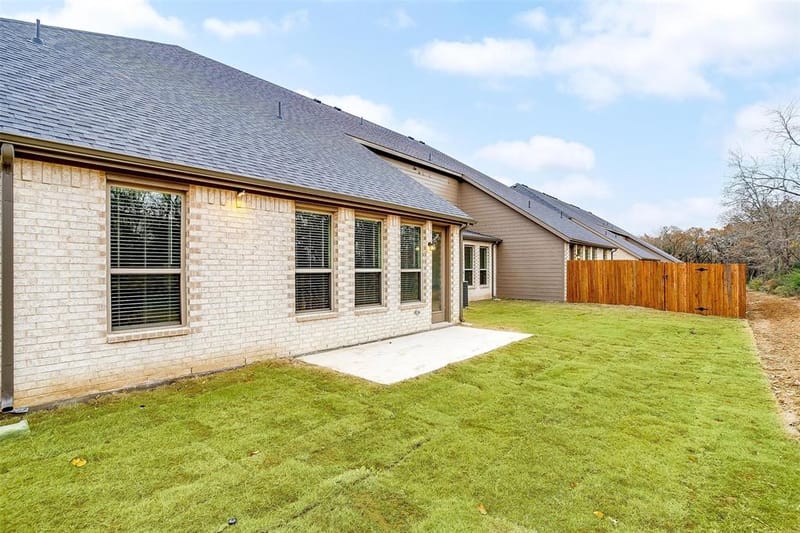 800 Homeplace Circle, Mansfield TX 76063 - Photo 38